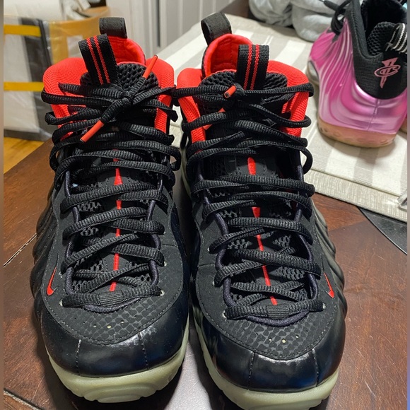 2014 Air foamposite pro Yeezy used but and very good condition no box  size 10 - Picture 1 of 5